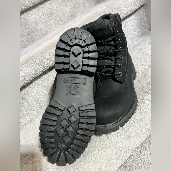 New Black Timberland Boots for Sale!!! - Picture 2 of 5